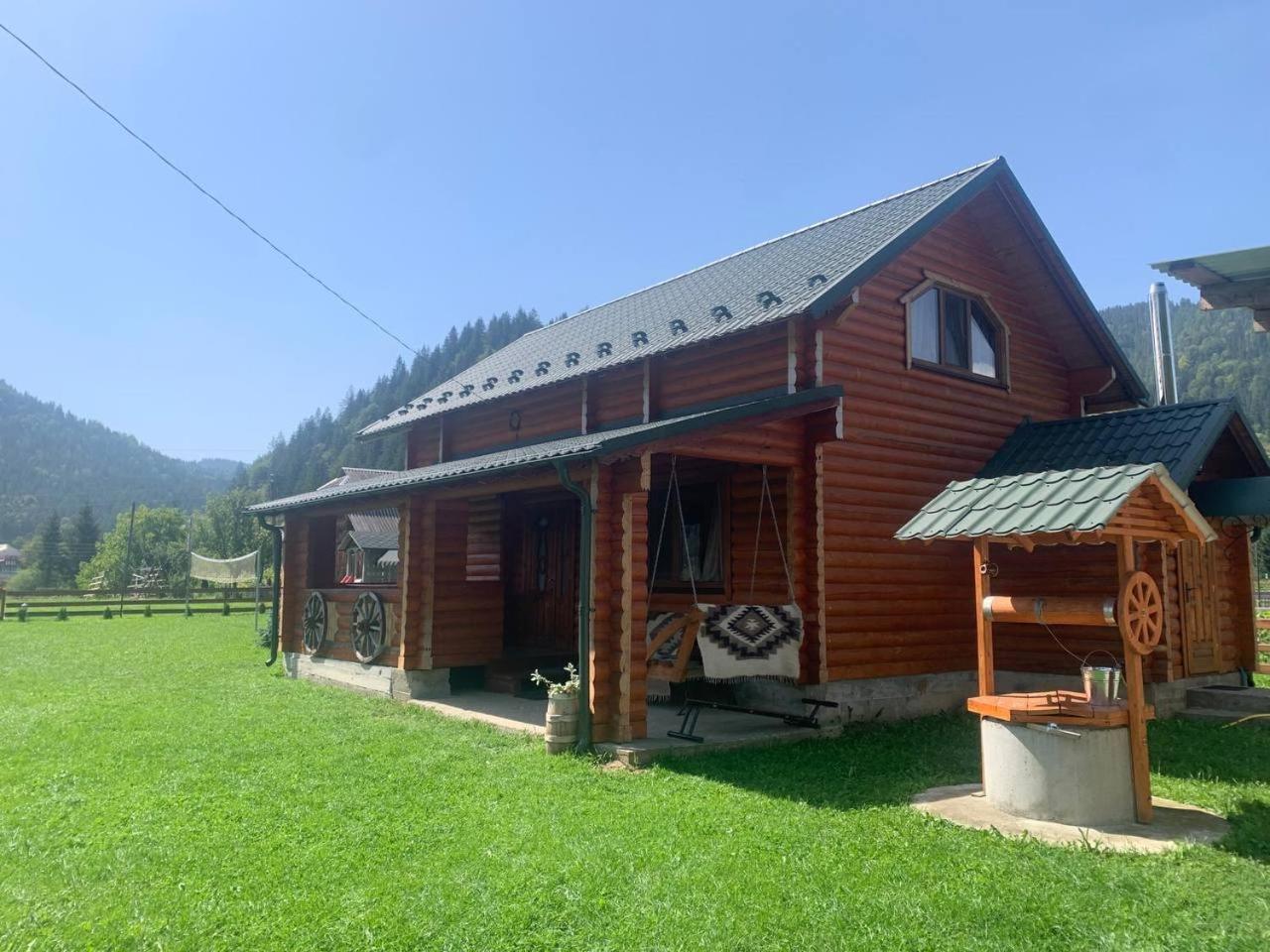 Садиба У Коржуків Rivnya Exterior photo